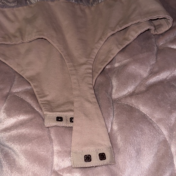 Dragon Print Wrap Body Suit. Mauve US size 6 - Picture 7 of 8